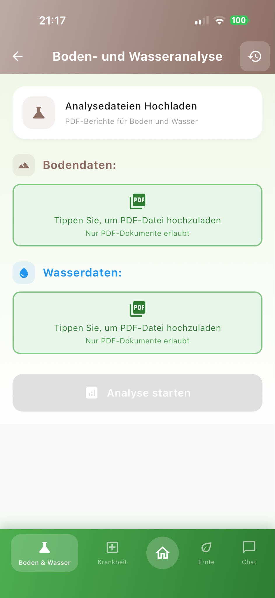 AgroAdvisor Bildschirm zur Boden- und Wasseranalyse mit Feldmesswerten